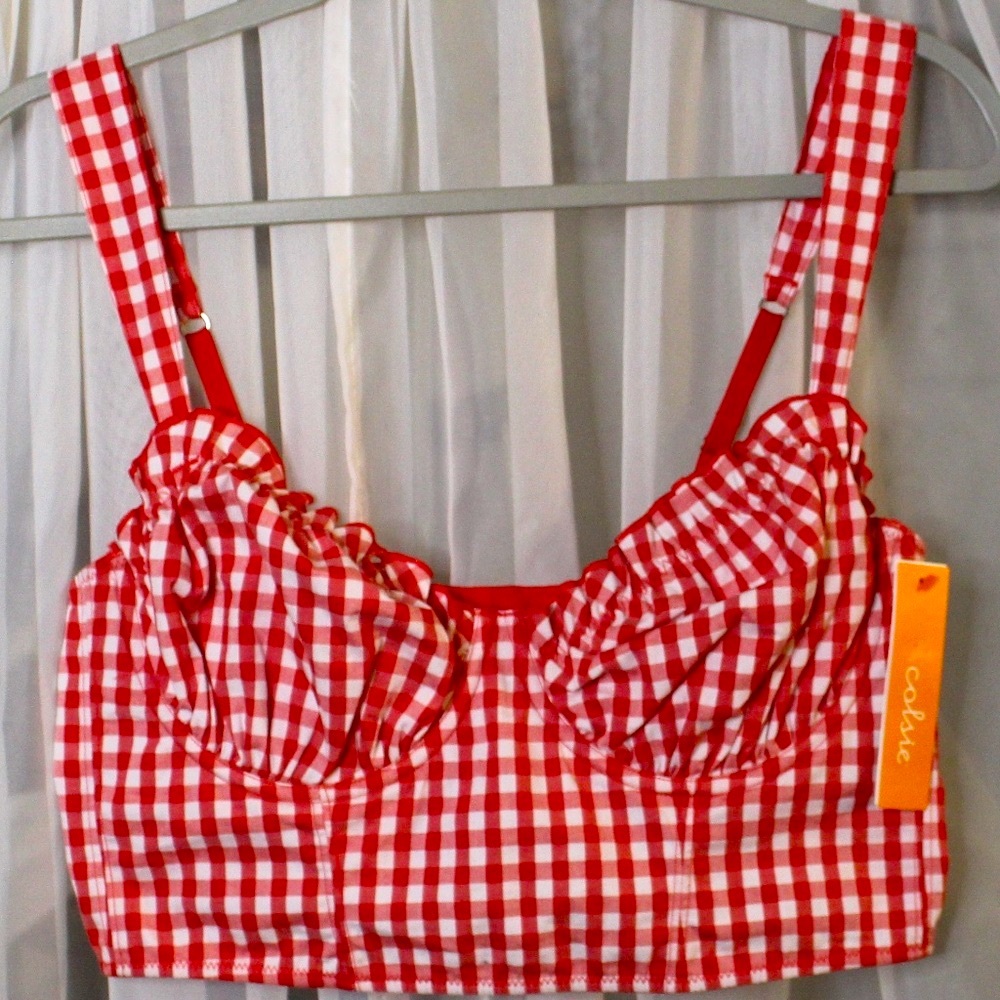 NWT COLSIE red/white Gingham Checkered Pattern in Sz (M)